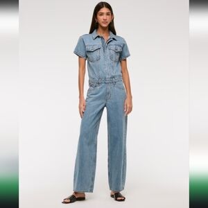 Abercrombie & Fitch Medium Wash Short Sleeve Straight Leg Tall Denim Jumpsuit